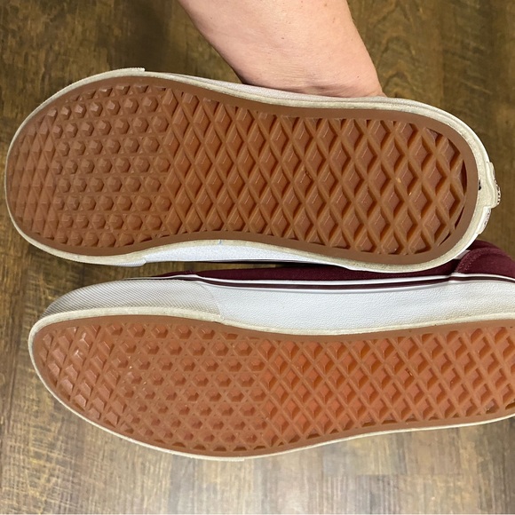 Vans burgundy Aggie Maroon women’s size 8.5 - Picture 6 of 6